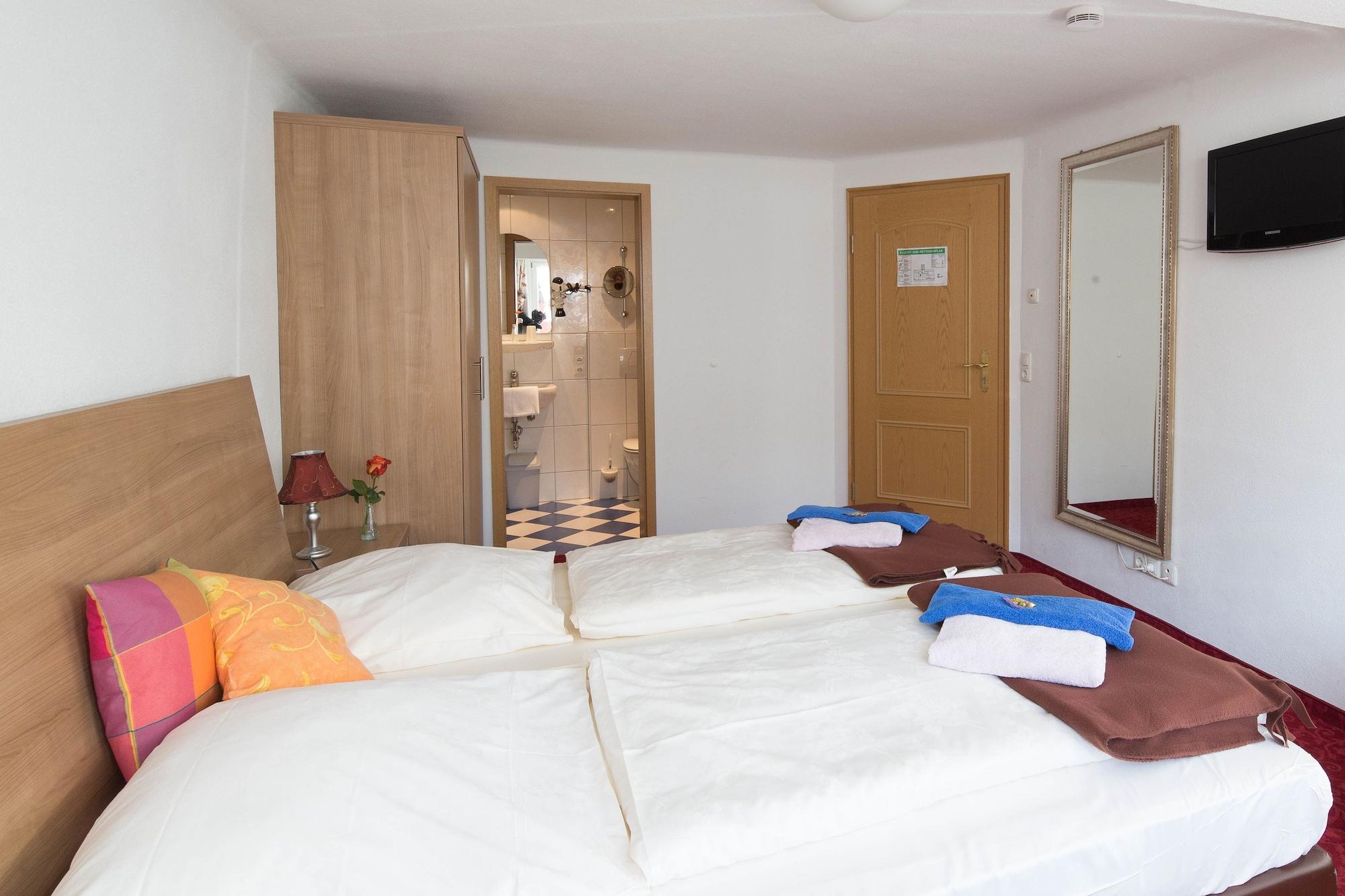 Boutiquehotel Goldene Rose - Self-Check-In Rothenburg ob der Tauber Ngoại thất bức ảnh