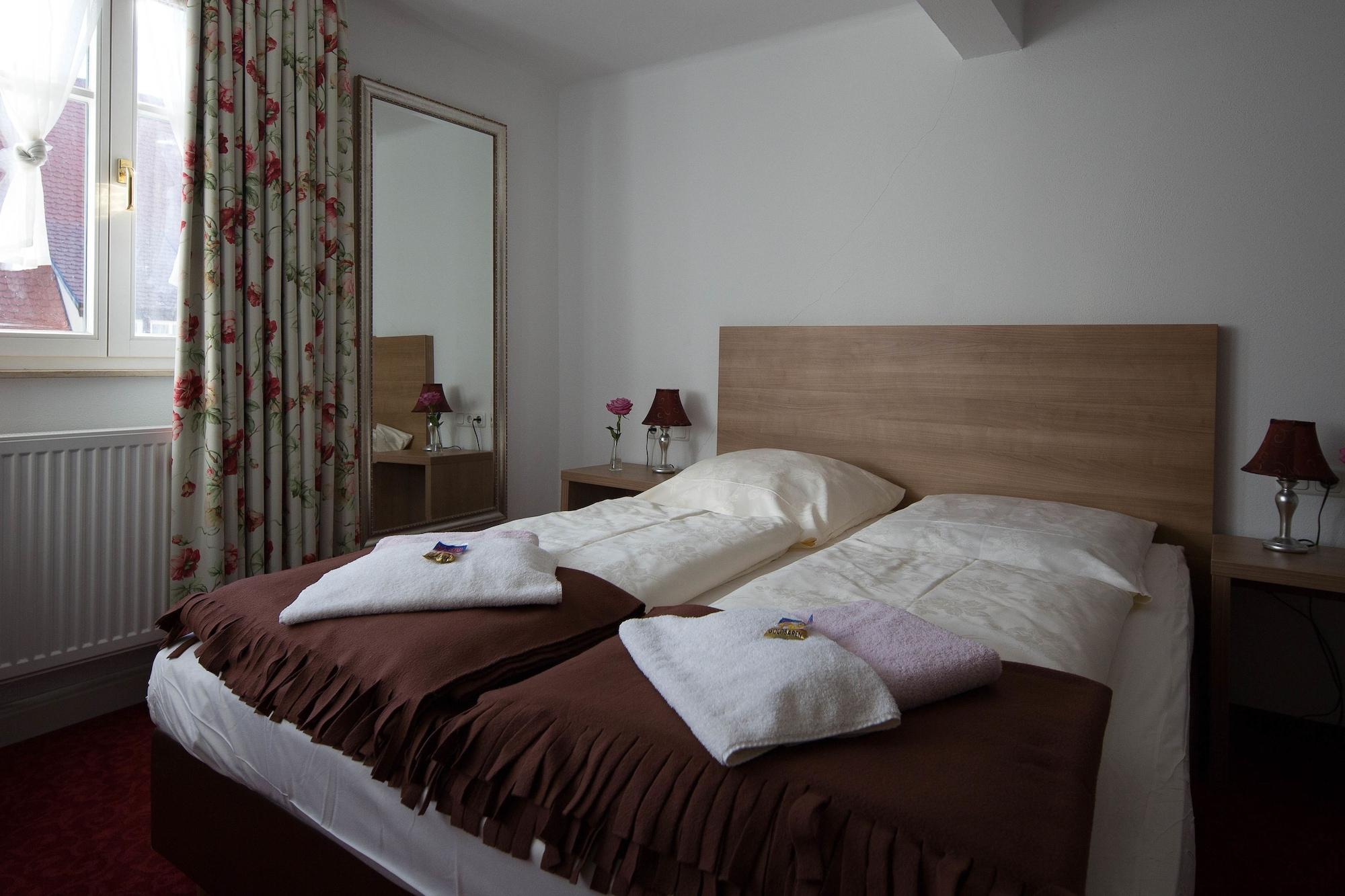 Boutiquehotel Goldene Rose - Self-Check-In Rothenburg ob der Tauber Ngoại thất bức ảnh