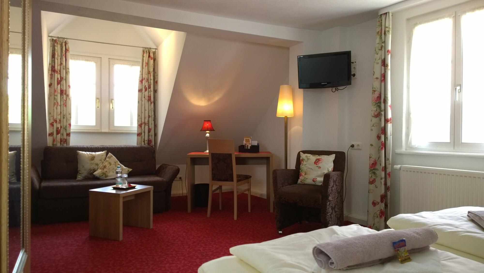 Boutiquehotel Goldene Rose - Self-Check-In Rothenburg ob der Tauber Ngoại thất bức ảnh
