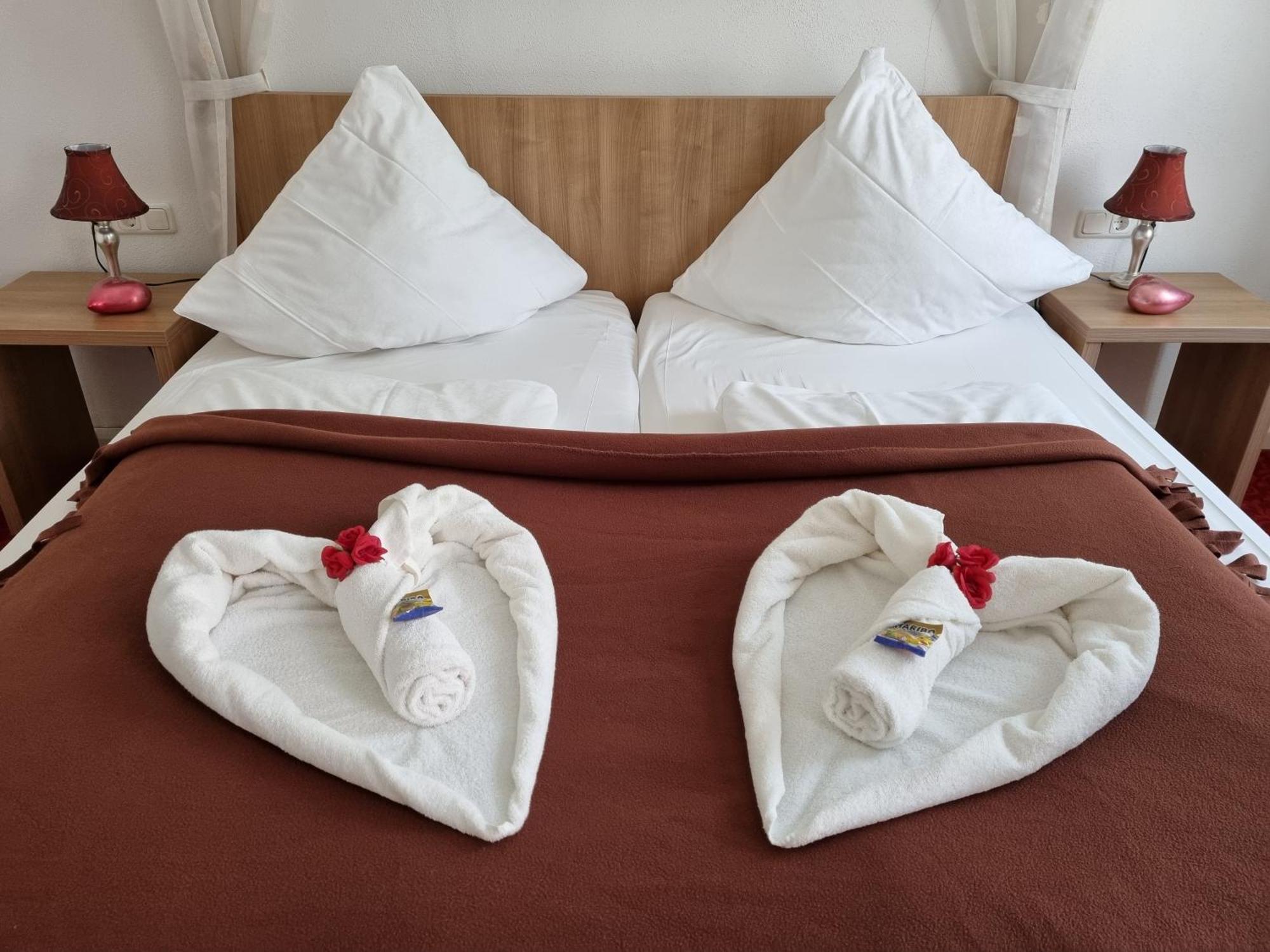 Boutiquehotel Goldene Rose - Self-Check-In Rothenburg ob der Tauber Ngoại thất bức ảnh