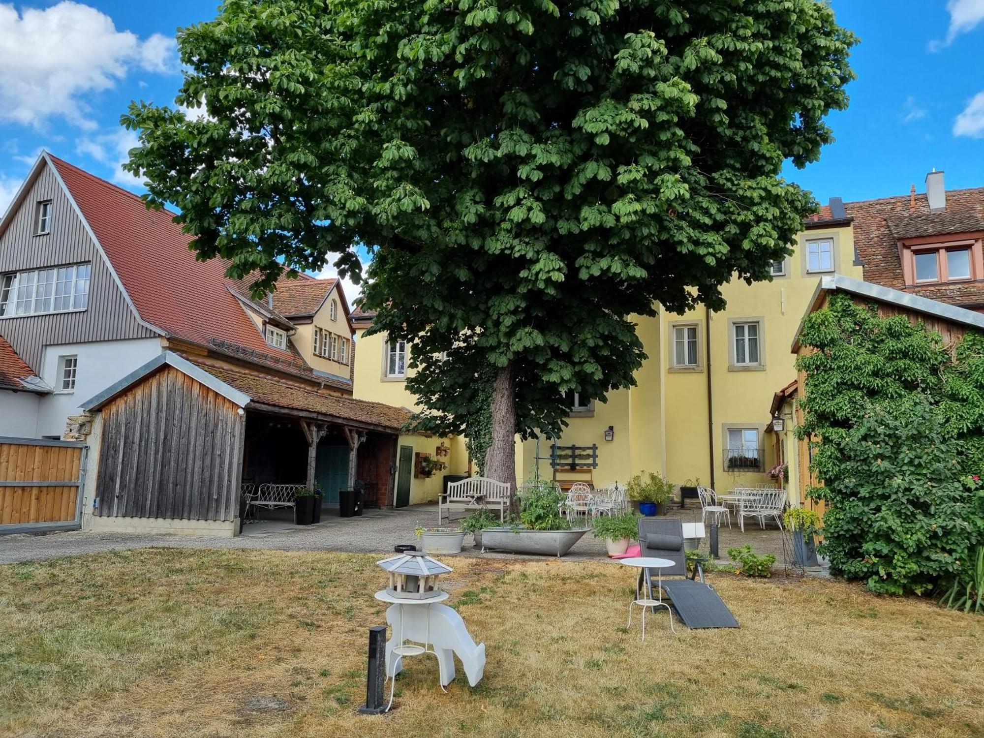 Boutiquehotel Goldene Rose - Self-Check-In Rothenburg ob der Tauber Ngoại thất bức ảnh