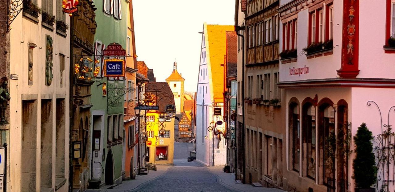 Boutiquehotel Goldene Rose - Self-Check-In Rothenburg ob der Tauber Ngoại thất bức ảnh