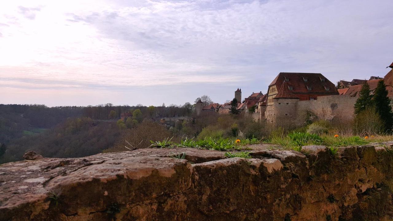 Boutiquehotel Goldene Rose - Self-Check-In Rothenburg ob der Tauber Ngoại thất bức ảnh